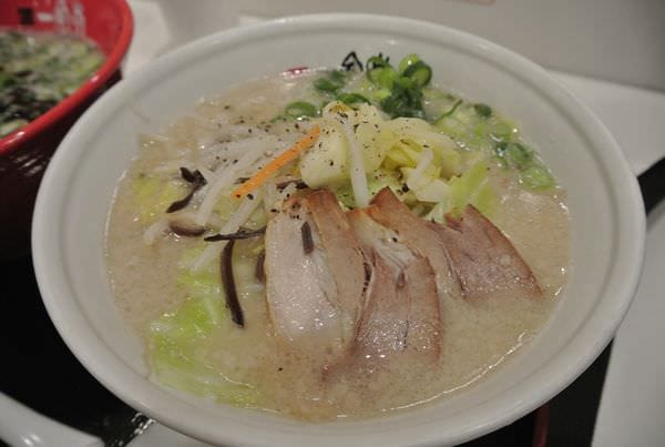 DSC_4555.JPG DSC_4555.JPG