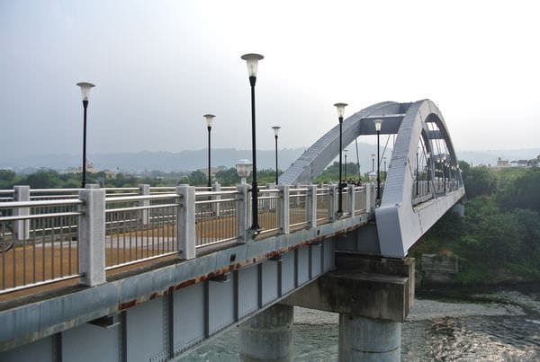 DSC_9820.JPG DSC_9820.JPG