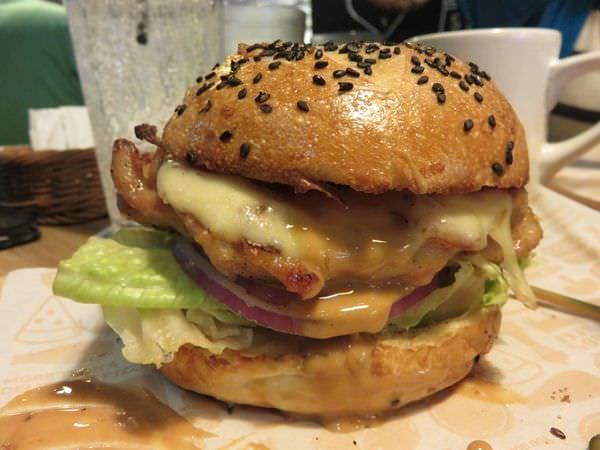 IMG_2002.JPG IMG_2002.JPG