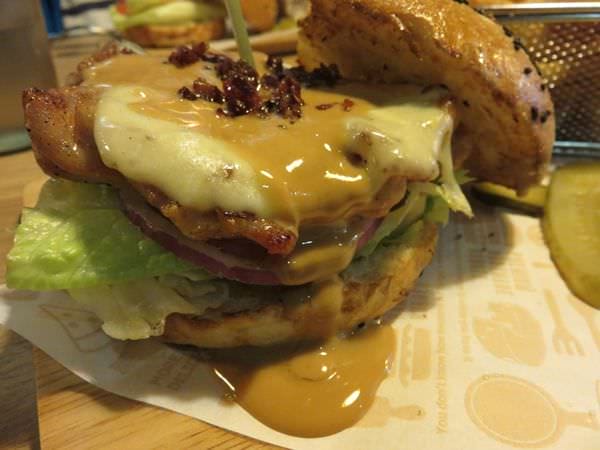 IMG_1995.JPG IMG_1995.JPG