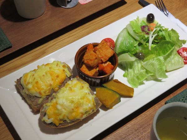 IMG_8748.JPG IMG_8748.JPG