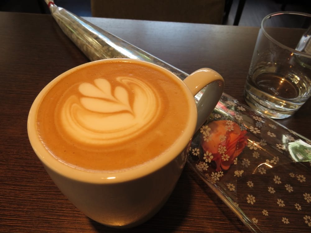 《台北》zhanlu coffee 湛盧咖啡 台大館 許自己一杯時光 - 第1張圖 zhanlu coffee