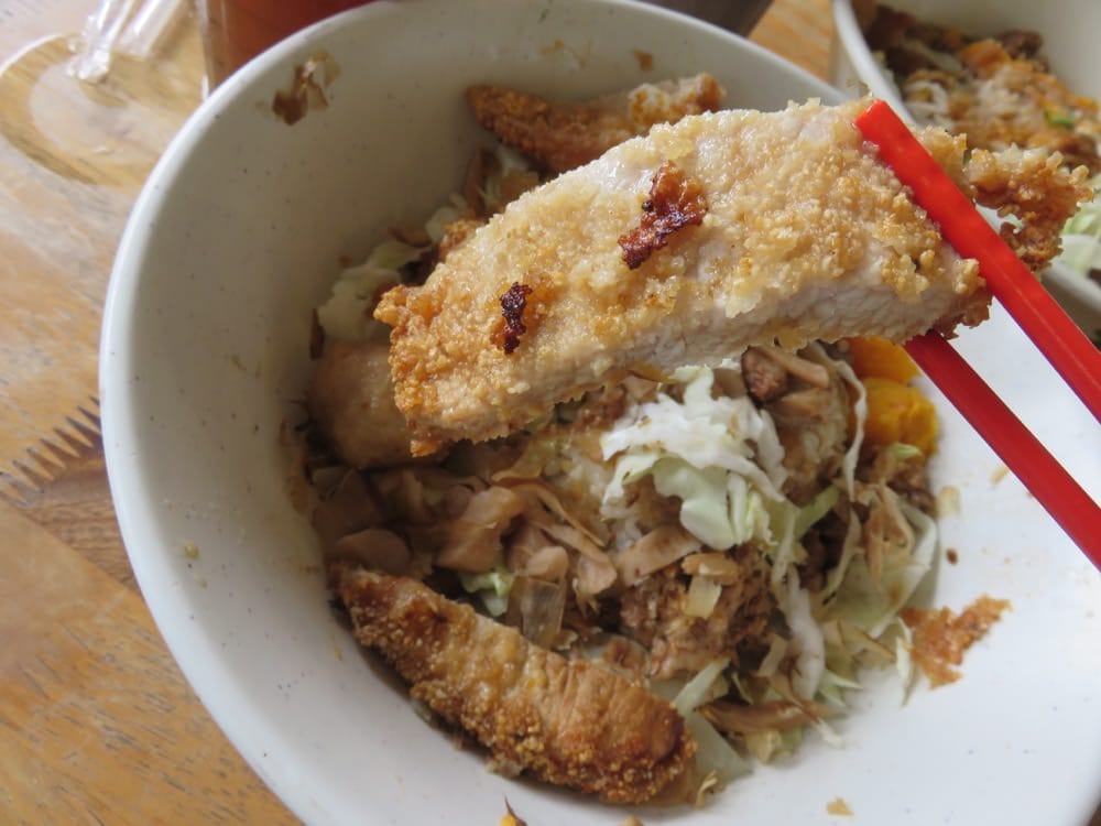 彩色果泡沫紅茶