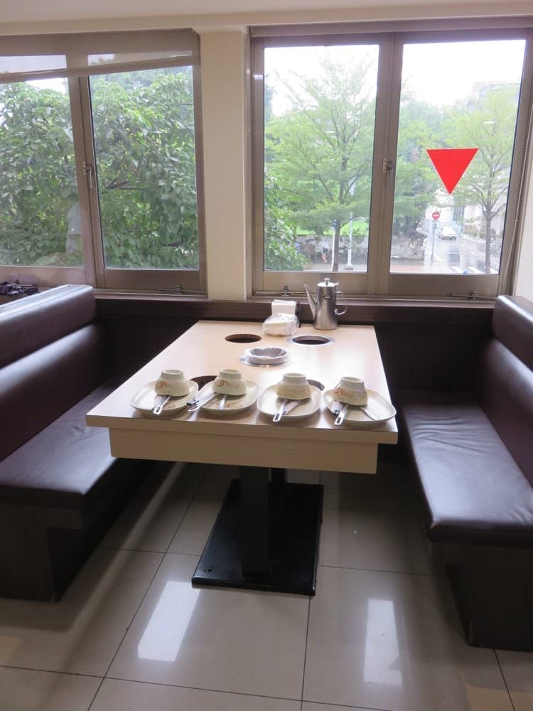 《台北火鍋》犇鱻火鍋涮涮鍋 Ben Xian Hot Pot 平價但不廉價 傳說中高CP - 第5張圖 犇鱻火鍋 Ben Xian Hot Pot