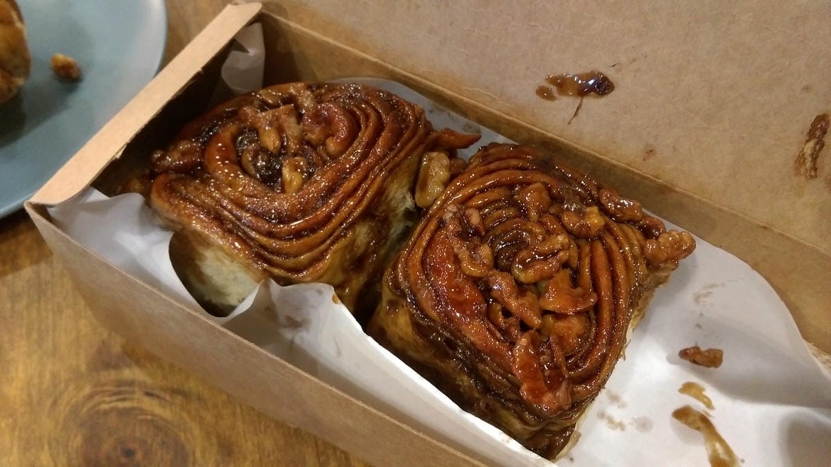 《台北》Fly’s Kitchen 蒼蠅廚房 驚為天人的肉桂捲 - 第33張圖 fly's kitchen 蒼蠅廚房 肉桂捲