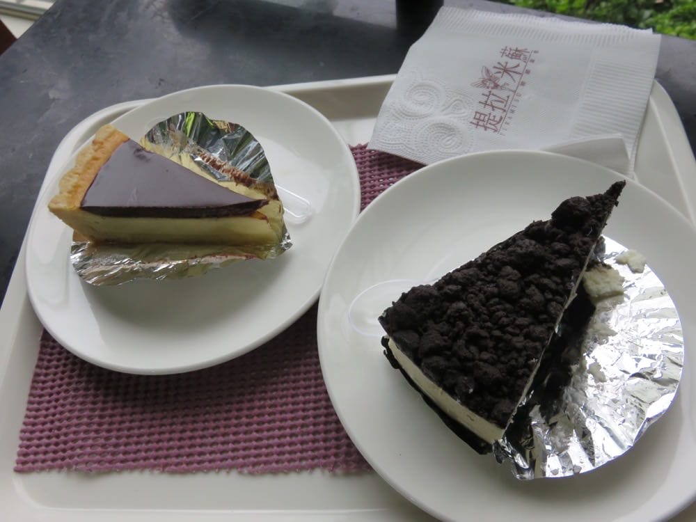 《花蓮市區美食》正餐甜點一手掌握順便拜訪迪士尼 - 第10張圖 花蓮提拉米蘇