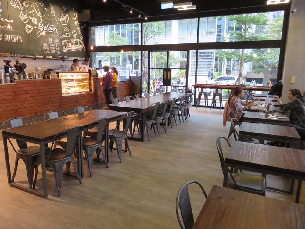 內湖 Holly Brown Coffee 傳說中港版星巴克 - 第4張圖 Holly Brown Coffee