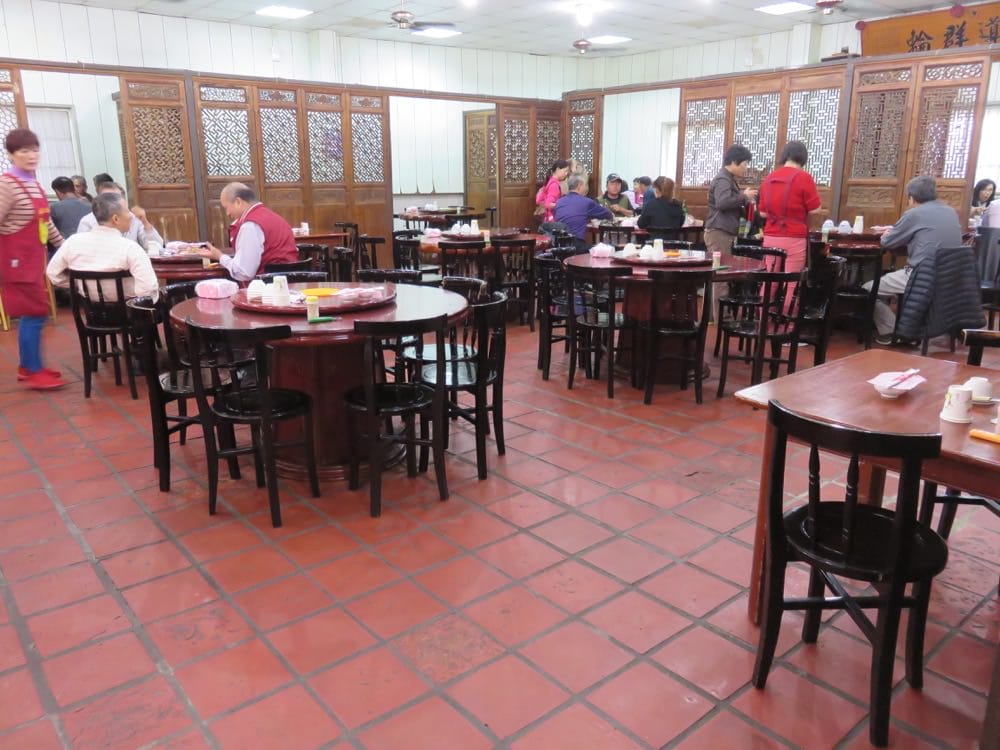 桃園張家土雞城 聚餐合菜經濟實惠 找不到落漆點 - 第3張圖 桃園張家土雞城 聚餐合菜經濟實惠 找不到落漆點