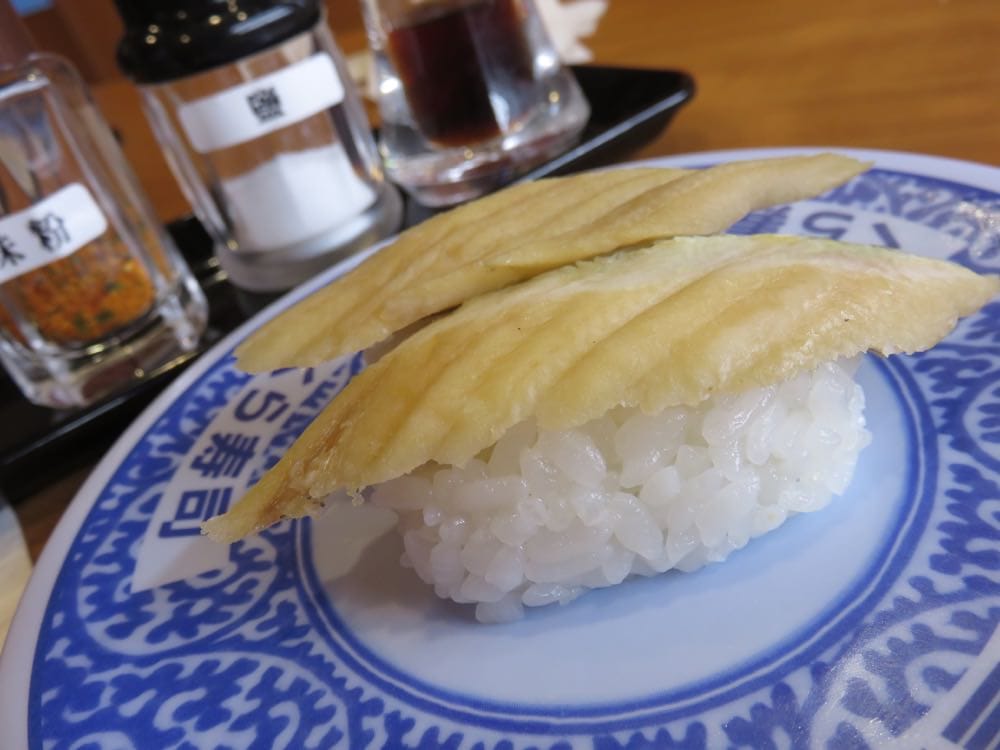 《台北》藏壽司 くら寿司 Kura Sushi 回收盤子可摸獎 趣味無窮