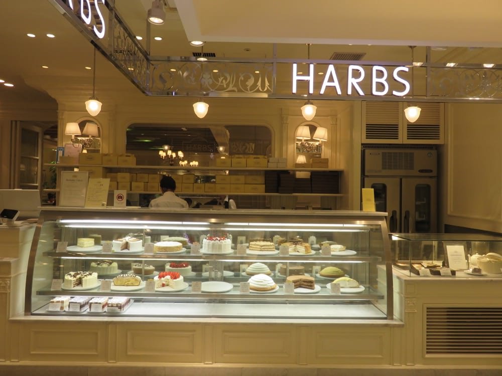 《日本東京》Harbs coffee & cake 千層的天堂 要排隊不是沒原因 - 第3張圖 《日本東京》Harbs coffee & cake 千層的天堂 要排隊不是沒原因