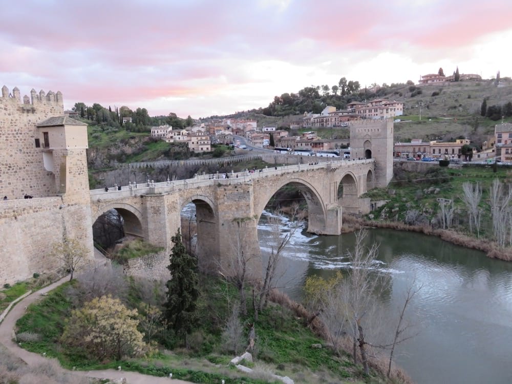 西班牙托雷多Almacen 51悠哉享受西班牙家常菜餚