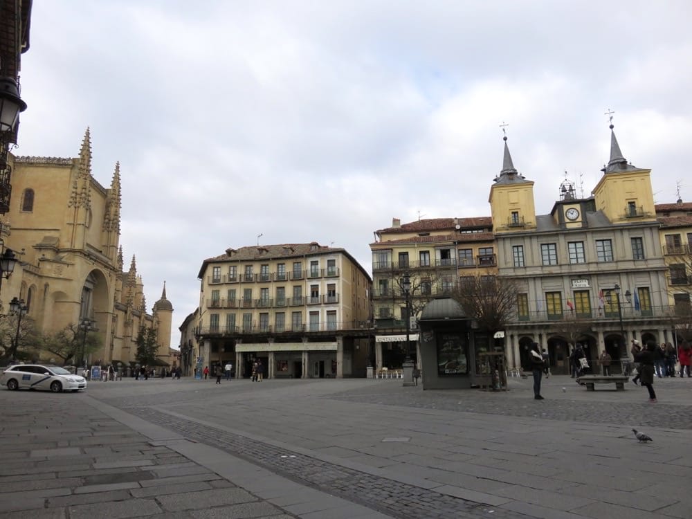 西班牙塞哥維亞好吃甜點Limon y Menta Segovia