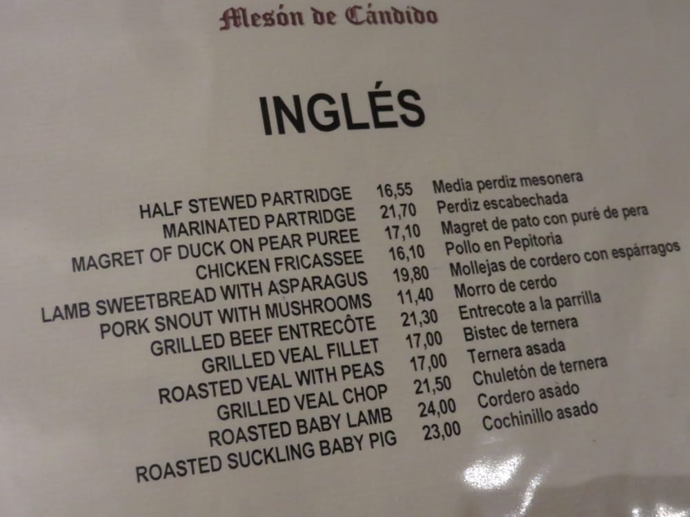 塞哥維亞特色烤乳豬橋邊老店Mesón De Cándido不摔盤子