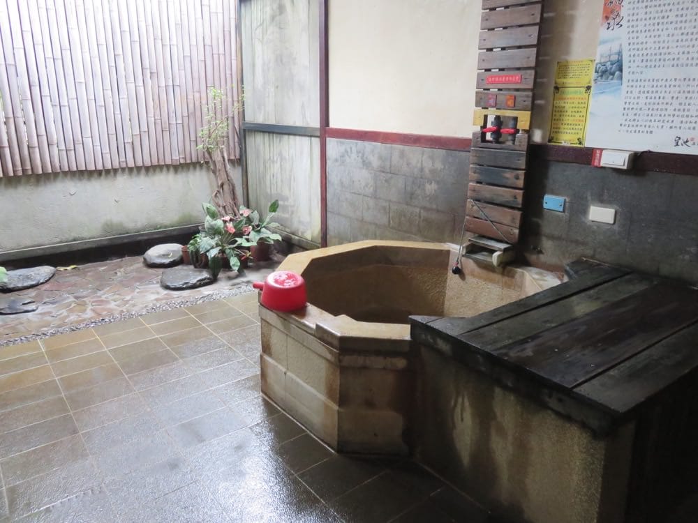北投皇池溫泉御膳館 半露天湯屋值得一試 - 第10張圖 北投皇池溫泉御膳館 半露天湯屋值得一試