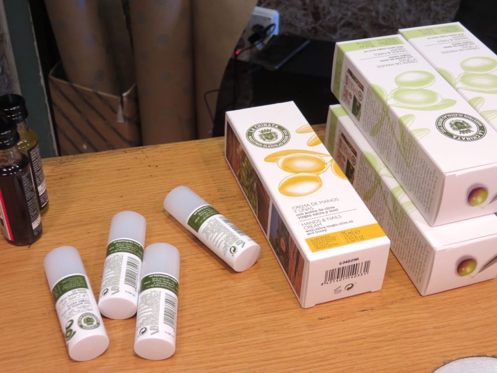 西班牙伴手禮橄欖保養La Chinata與海鮮罐頭的世界