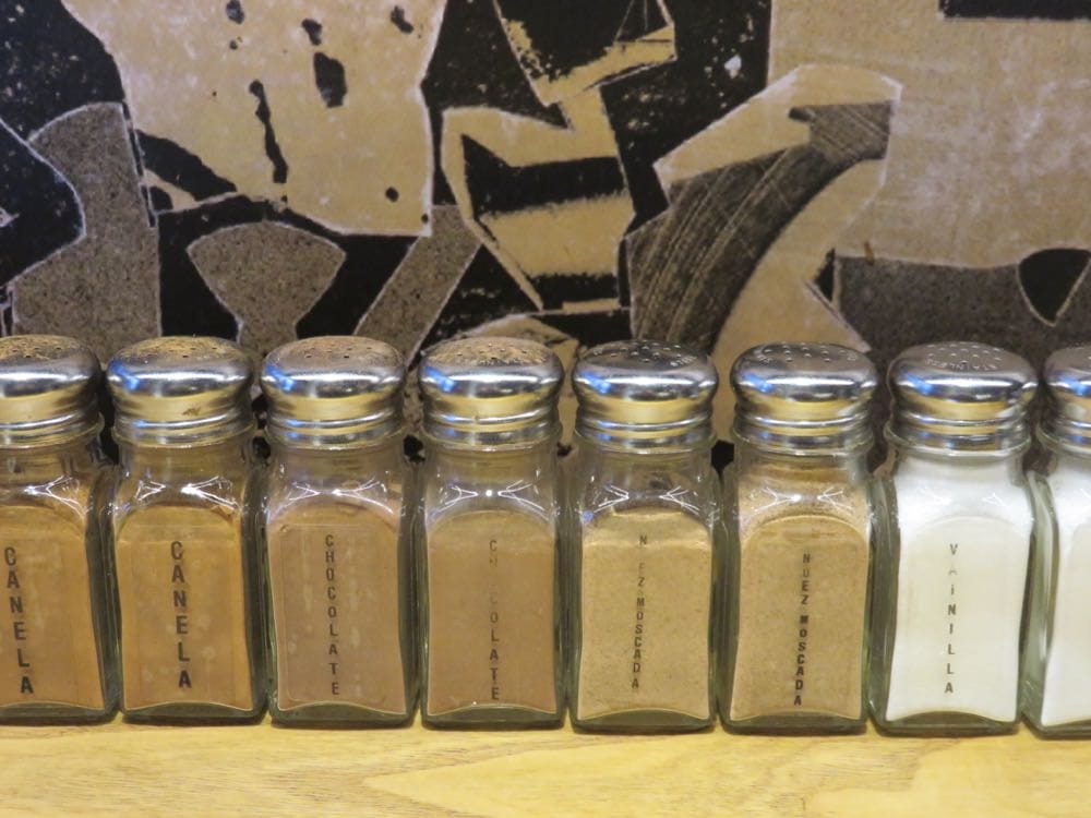 馬德里王宮與Starbucks的邂逅