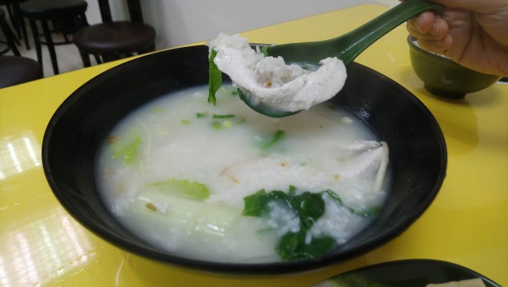 內湖便當 海口之家去頭尾就油炸的豪邁連鎖