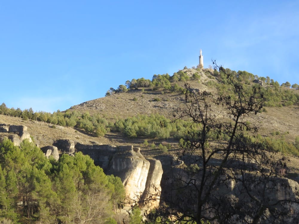 昆卡景點健行尋找守護耶穌讓人想起巴西