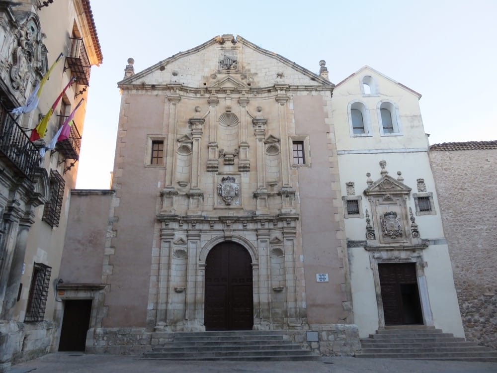 昆卡景點健行尋找守護耶穌讓人想起巴西