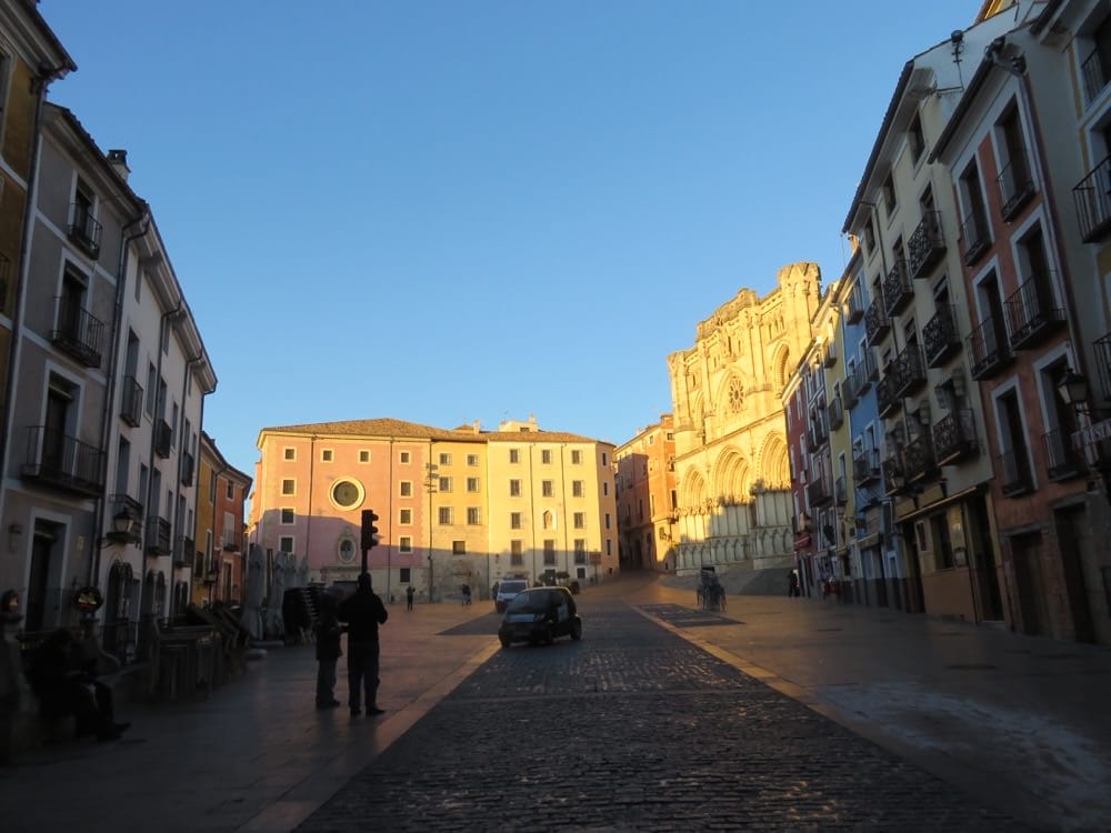 昆卡景點健行尋找守護耶穌讓人想起巴西