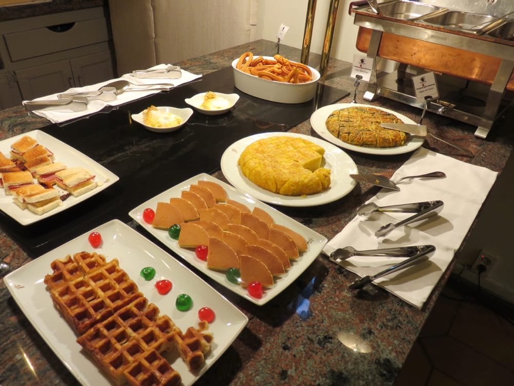 昆卡國營旅館Parador de cuenca早餐吃得像皇帝 - 第3張圖 昆卡國營旅館Parador de cuenca早餐吃得像皇帝