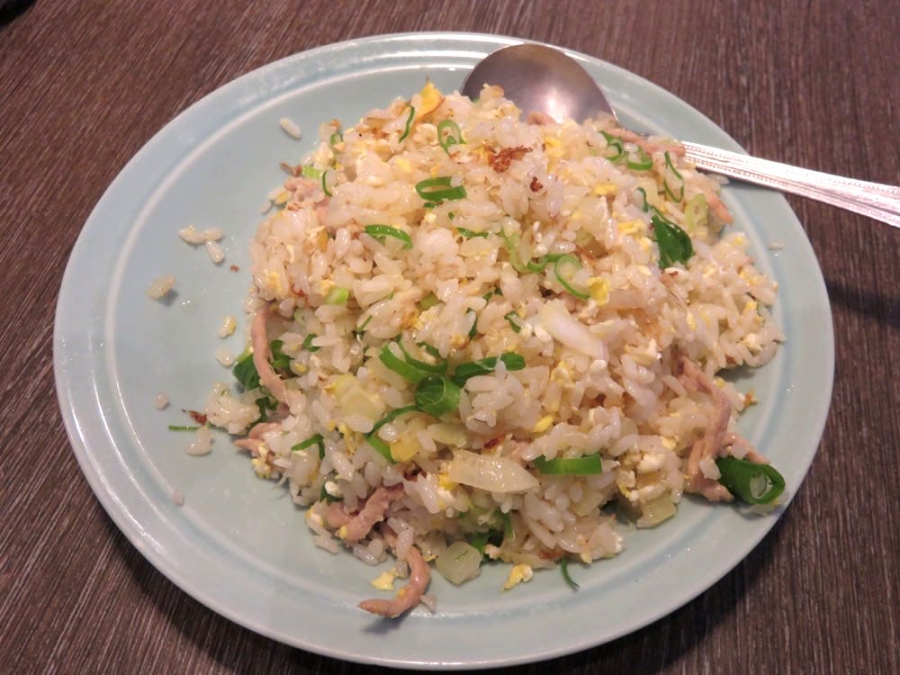 《泉海鮮日式料理》擁有驚人生魚片的日皮台骨老靈魂