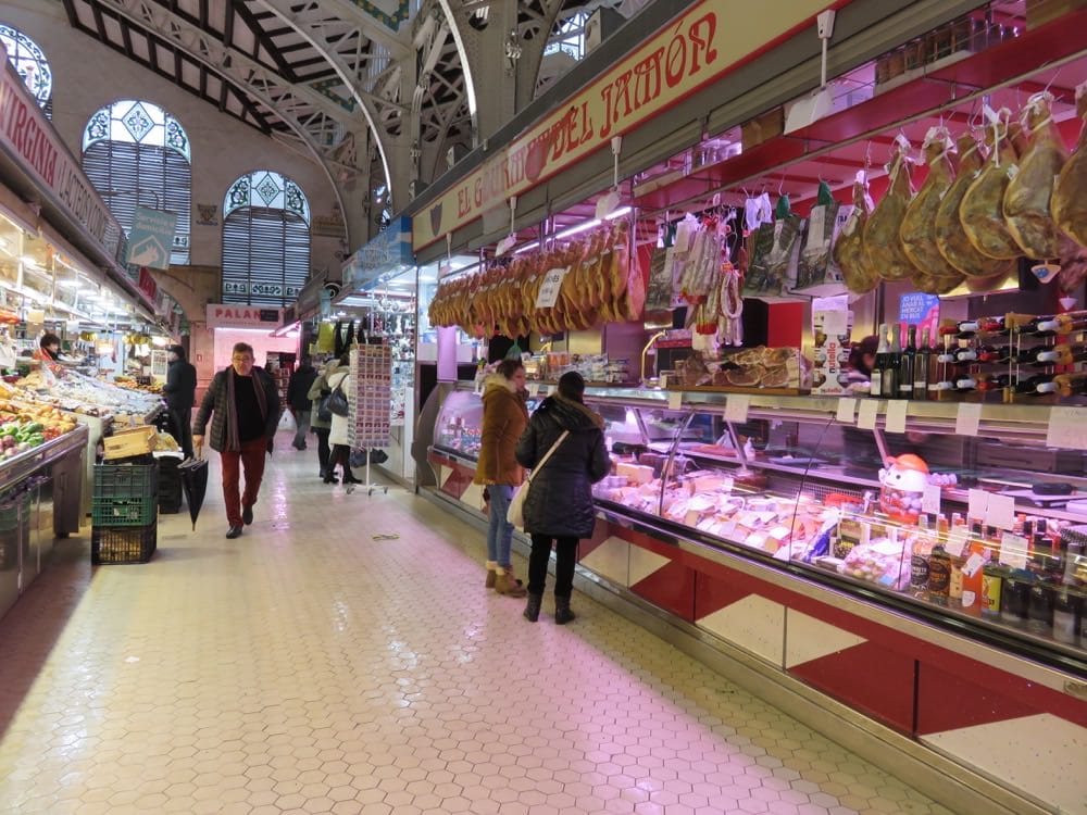 瓦倫西亞的廚房就是中央市場燉飯鍋陶鍋一次滿足