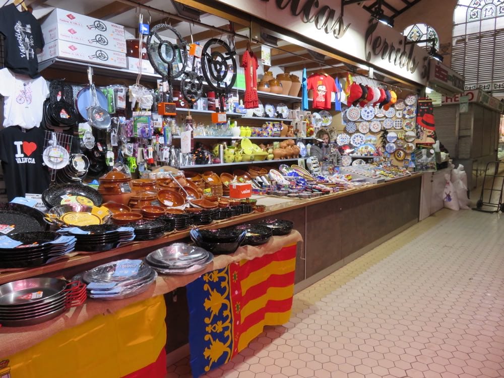 瓦倫西亞的廚房就是中央市場燉飯鍋陶鍋一次滿足