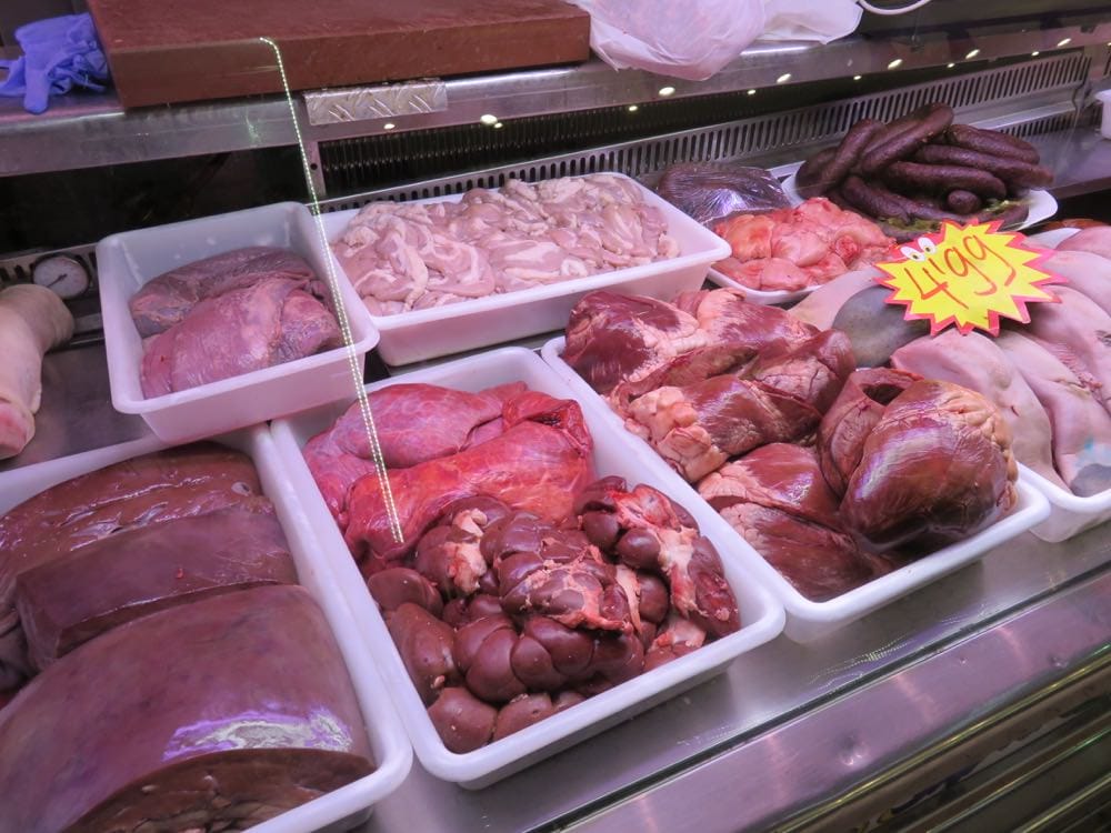 瓦倫西亞的廚房就是中央市場燉飯鍋陶鍋一次滿足