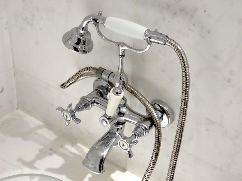 《台灣人看西班牙日常》寒冬的熱水暖氣爭奪戰