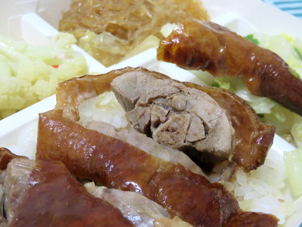 內湖便當 喜園燒臘 獨霸內湖的燒鴨沒吃過會殘念