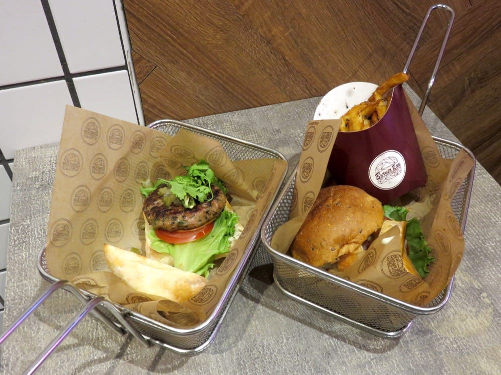 《Burger Ray個性漢堡》不甘願與他人分享的吮指無敵漢堡 - 第12張圖 《Burger Ray個性漢堡》不甘願與他人分享的吮指無敵漢堡