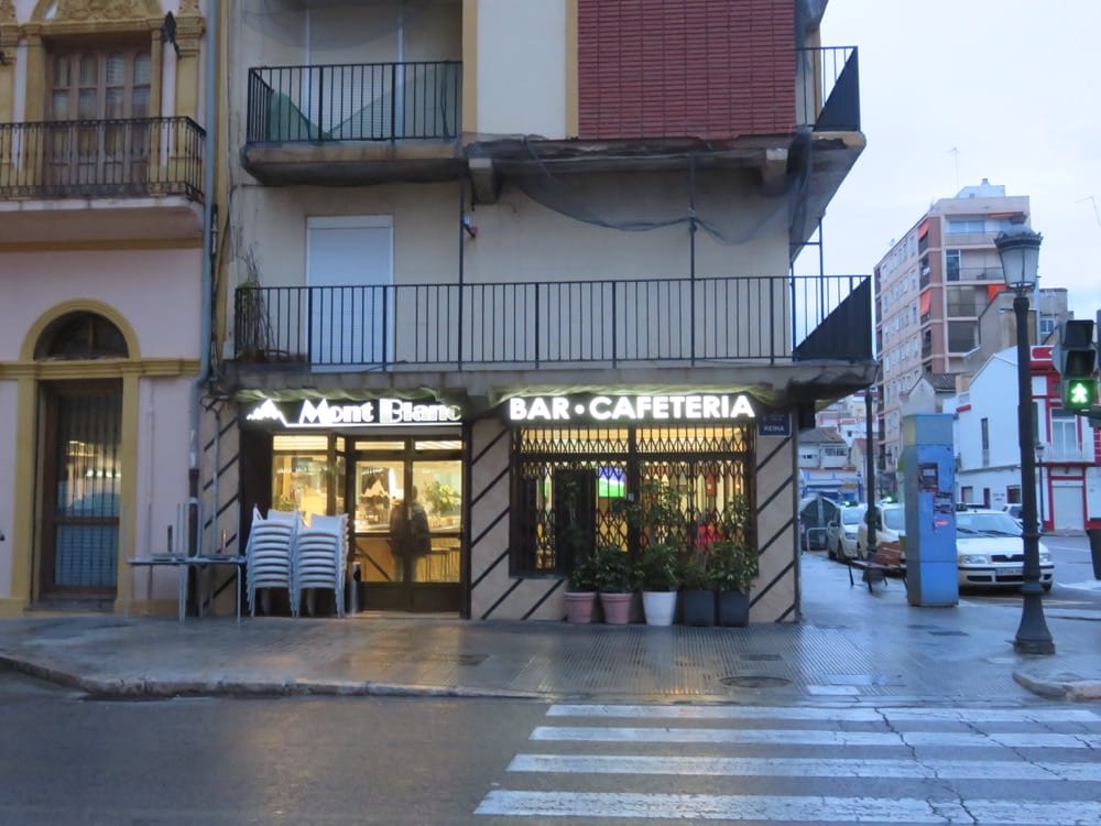 瓦倫西亞路邊橘子不要採別錯過瓦倫西亞大教堂