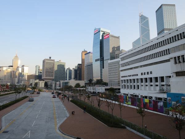 《背包蝦說》一切都要從邪惡迷人的港鐵說起