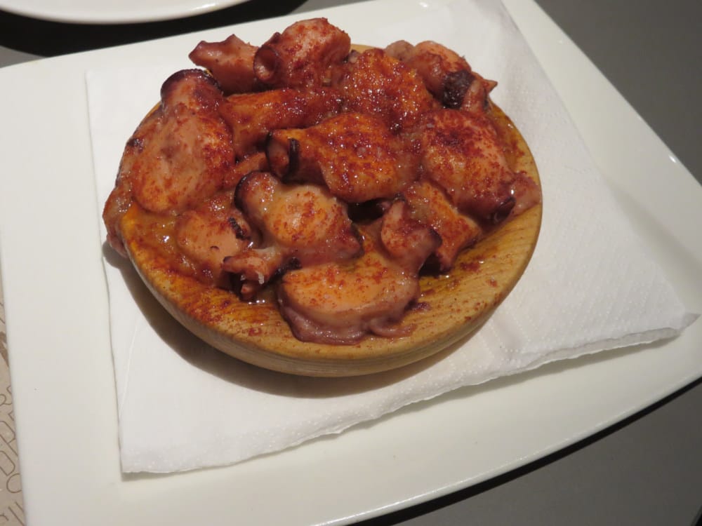 巴塞隆納酒館Cervesería Catalana無論何時都超人氣