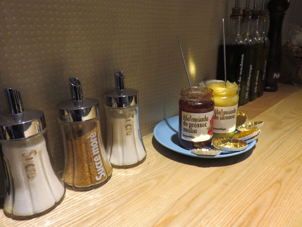 巴塞隆納早餐這裡去BuenasMigas果醬一字排開超霸氣 - 第6張圖 巴塞隆納早餐這裡去BuenasMigas果醬一字排開超霸氣