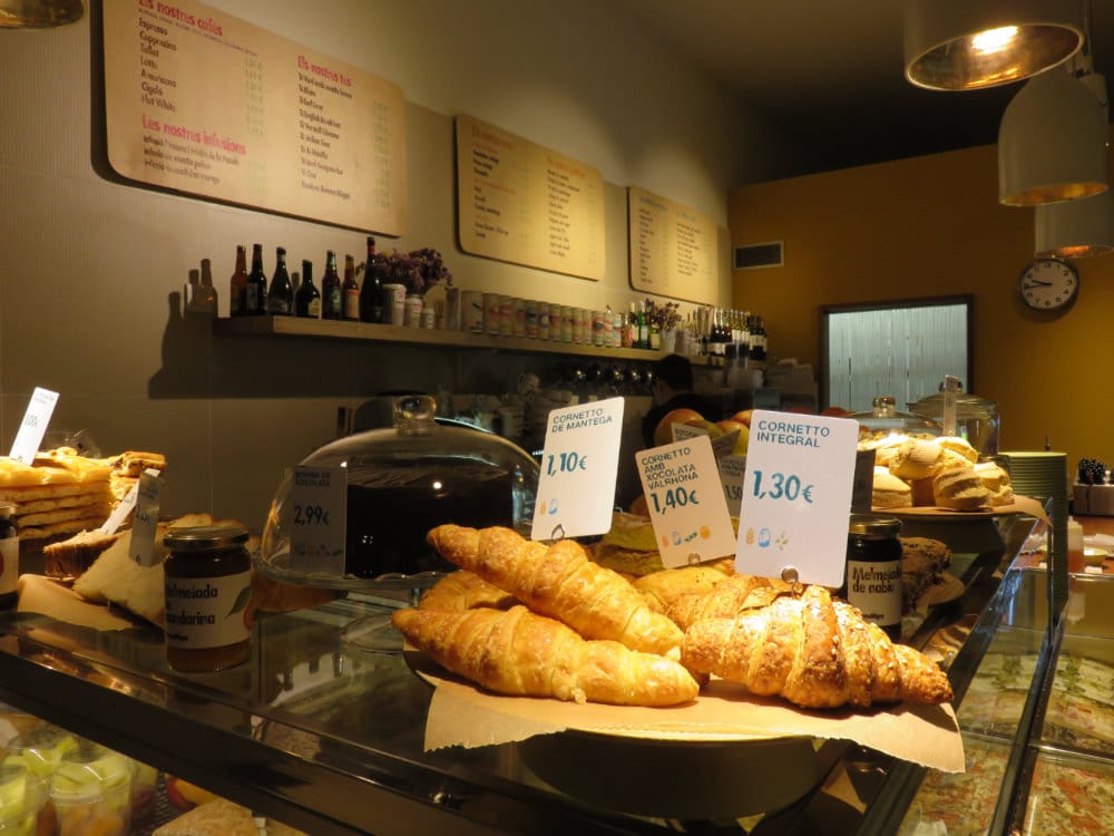 巴塞隆納早餐這裡去BuenasMigas果醬一字排開超霸氣 - 第1張圖 巴塞隆納早餐這裡去BuenasMigas果醬一字排開超霸氣