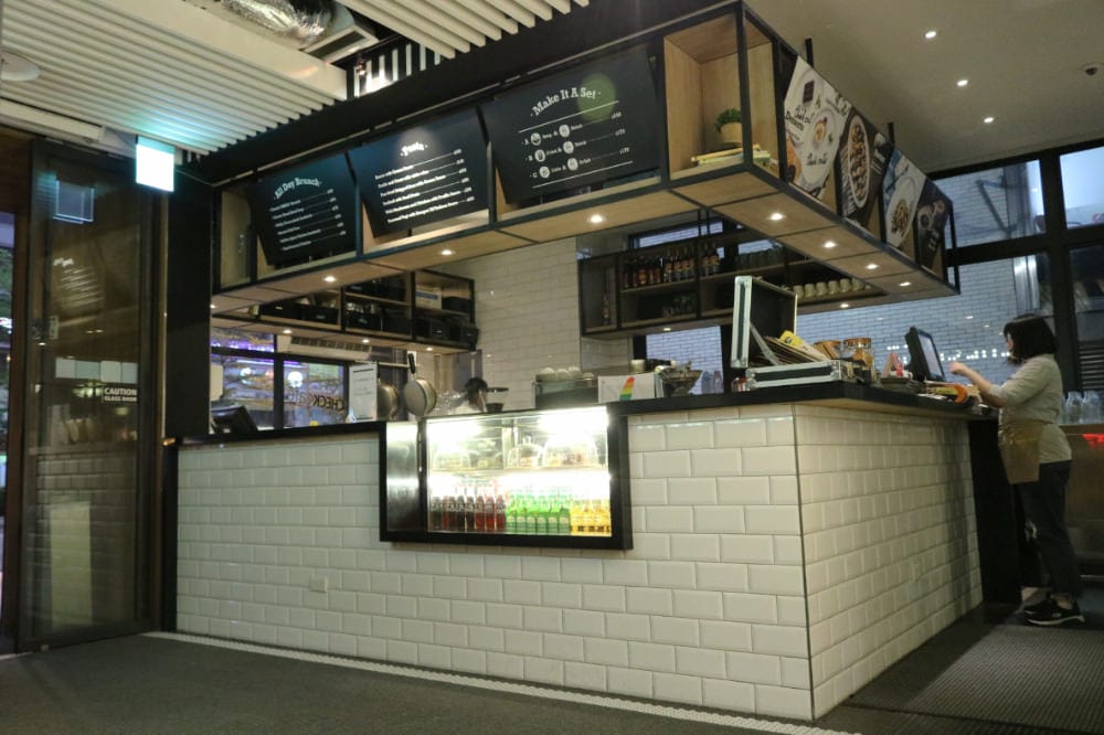 《CHECK Cafe 雀客咖啡》姊妹淘群聚之美式輕食基地 - 第3張圖 《CHECK Cafe 雀客咖啡》姊妹淘群聚之美式輕食基地