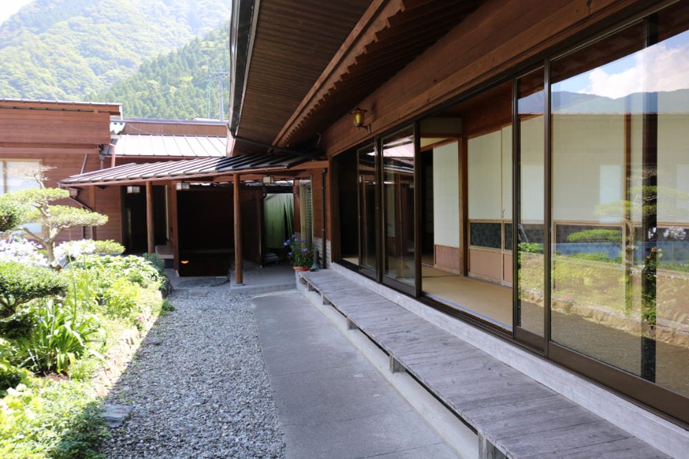 德島住宿 祖谷蔓屋kazuraya 祖谷の宿 かずらや 房間與夕食