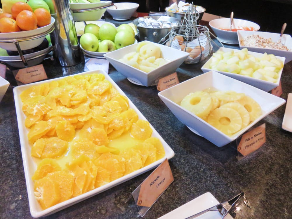 巴塞隆納飯店 喜來登西班牙常見早餐都濃縮在自助餐裡