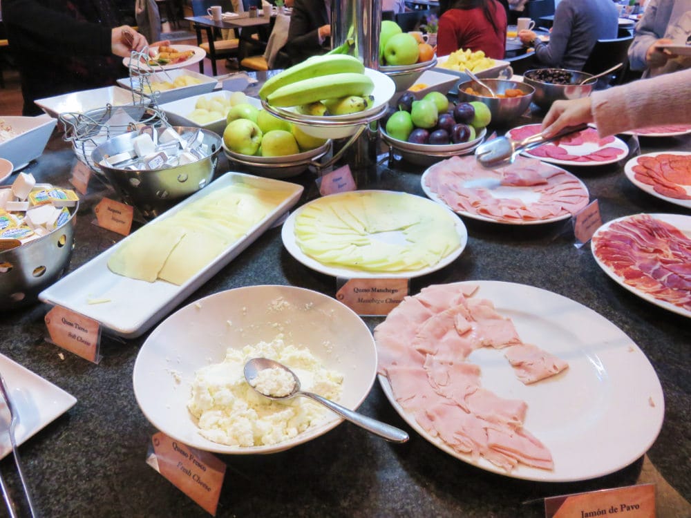 巴塞隆納飯店 喜來登西班牙常見早餐都濃縮在自助餐裡