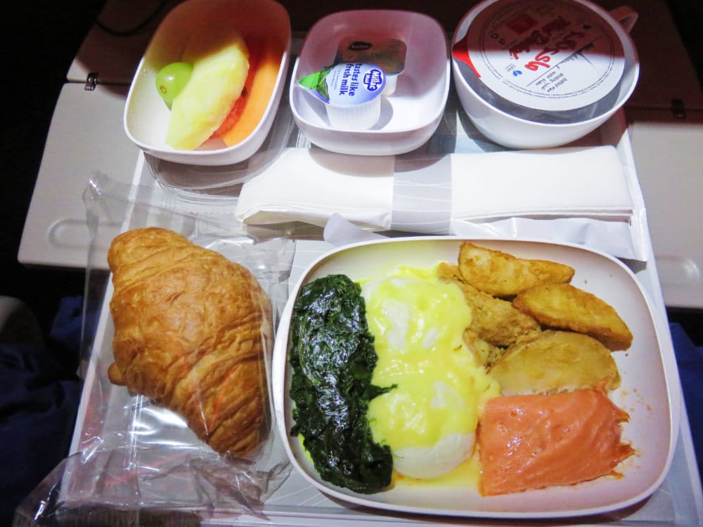 西班牙巴塞隆納飛台北轉杜拜阿聯酋航空 Emirates（阿聯酋退票手續費