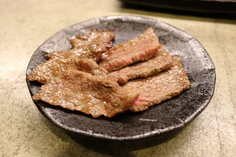 《吽Home燒肉 Grill&Bar》市民大道單點燒肉嗨翻天