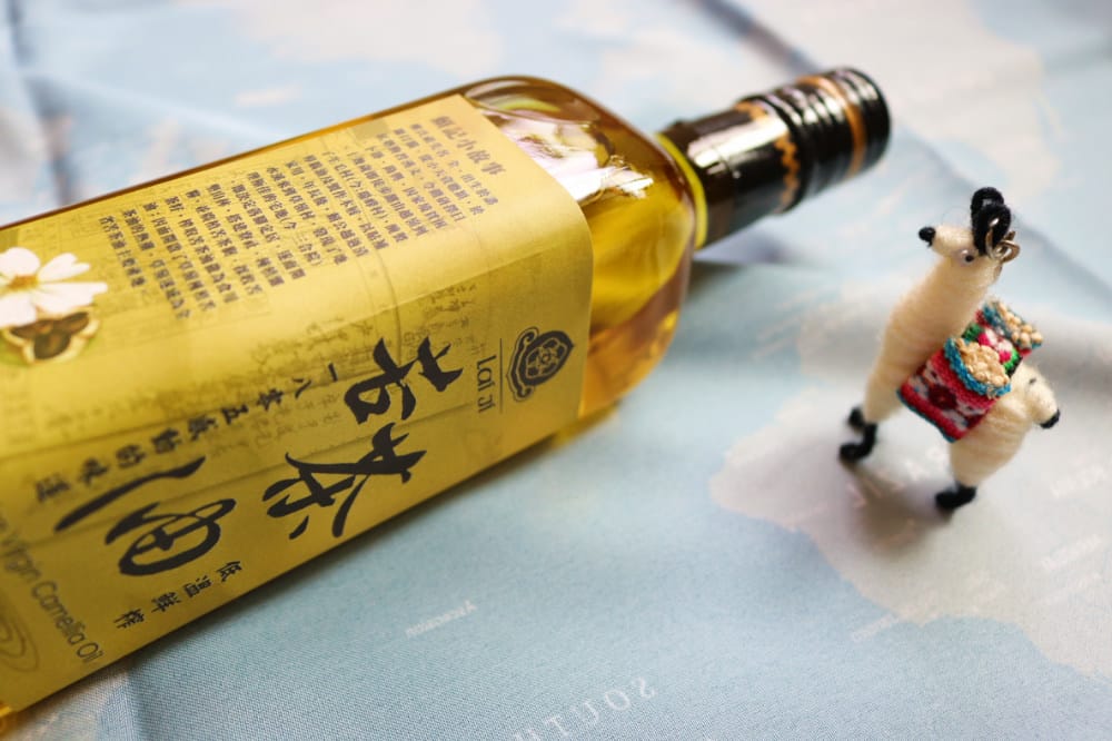 賴記苦茶油 | 黑麻油 千變萬化的苦茶油就在台灣