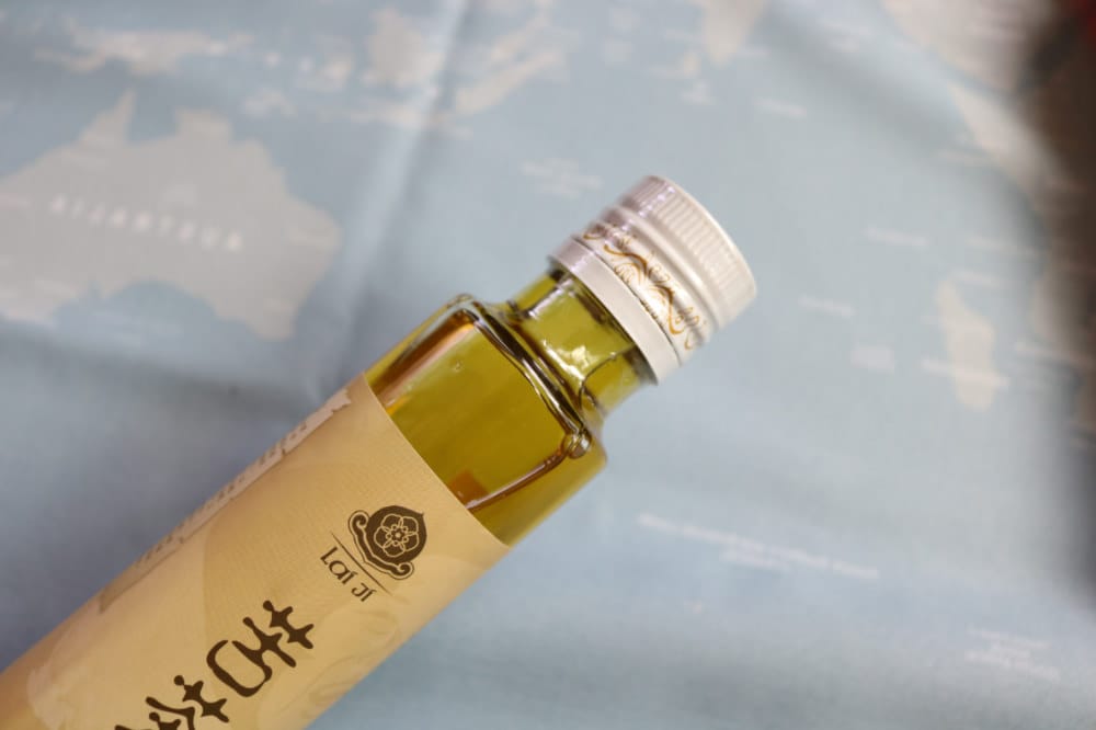 賴記苦茶油 | 黑麻油 千變萬化的苦茶油就在台灣