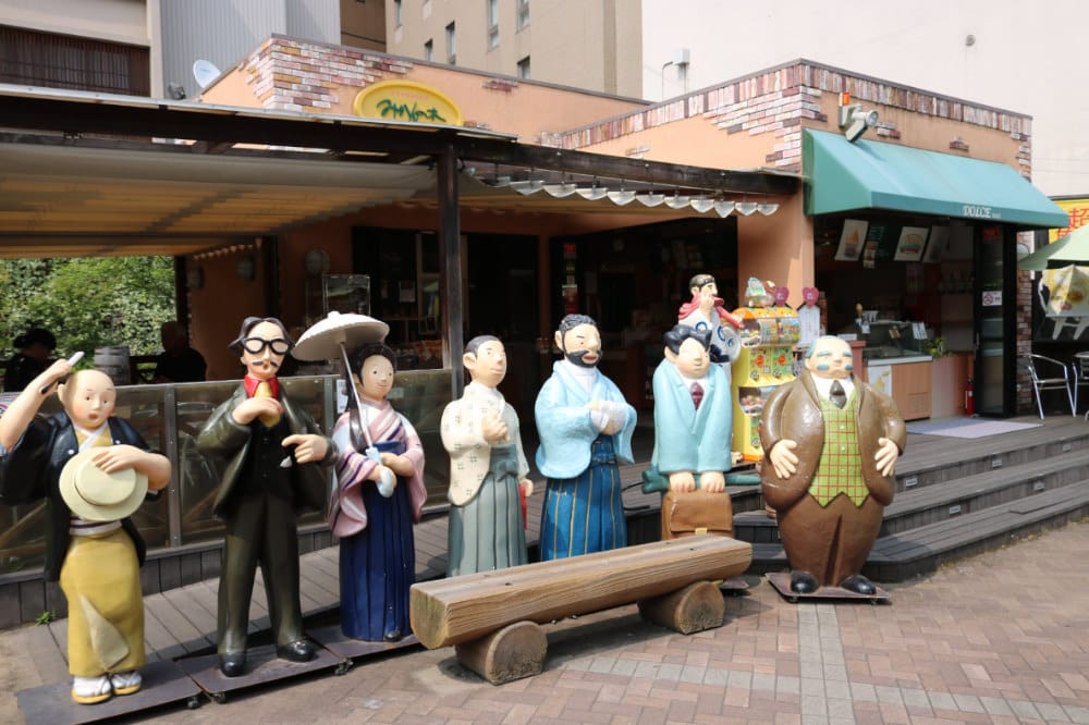 松山道後溫泉 少爺列車的復古懷舊