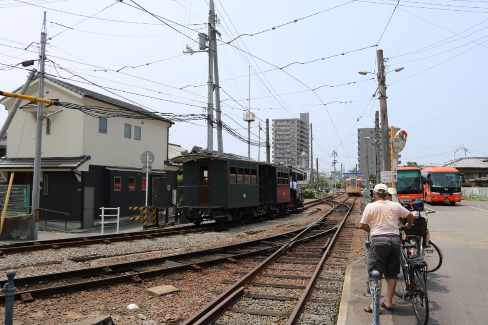 松山道後溫泉 少爺列車的復古懷舊