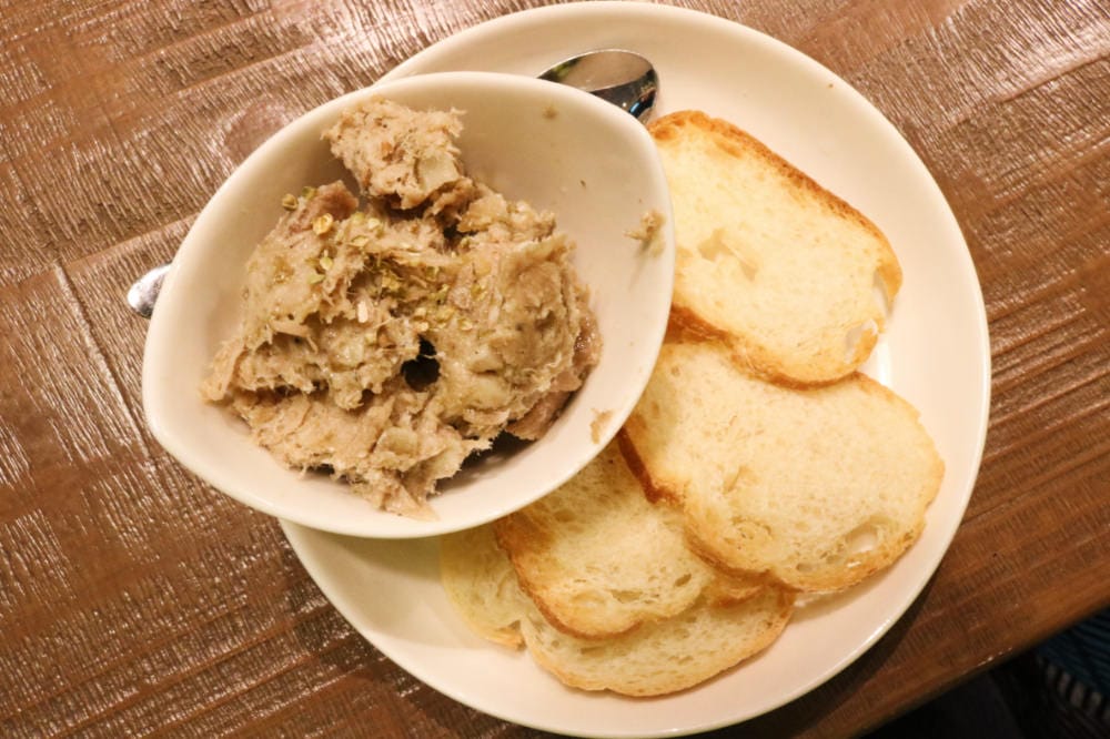 沖繩晚餐吃什麼 Taste of OKINAWA 在地人愛包場餐酒館這一味居酒屋