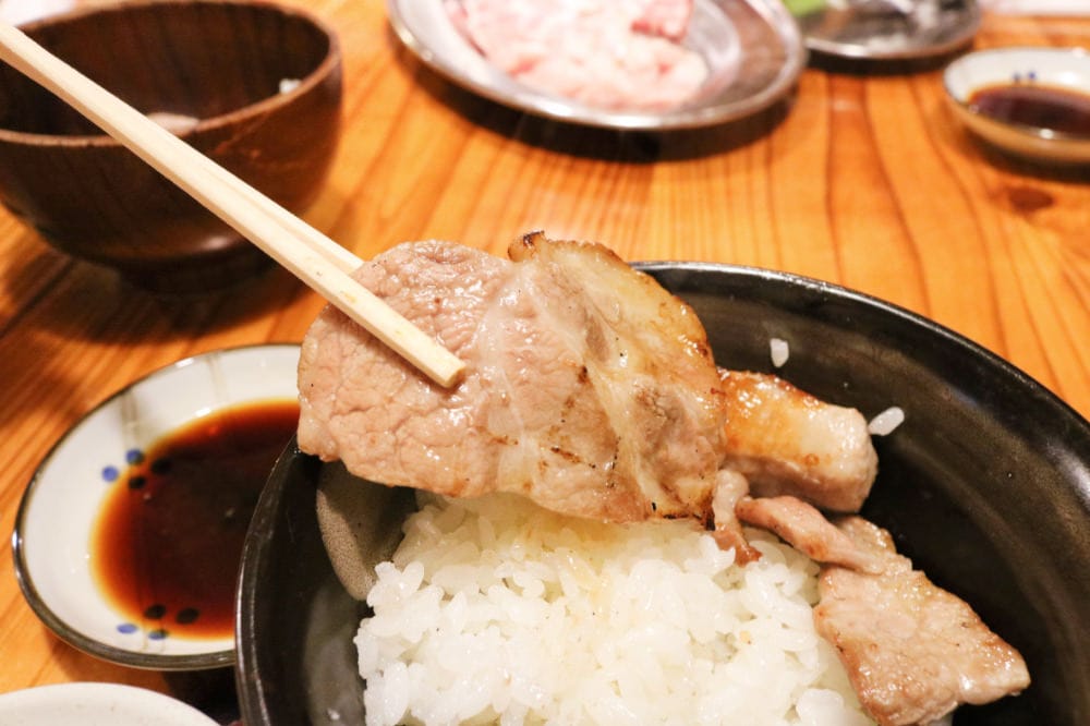 宮古島美食宮古牛與阿古豬燒肉屋 拌飯是隱藏角色 - 第5張圖 宮古島美食宮古牛與阿古豬燒肉屋 拌飯是隱藏角色