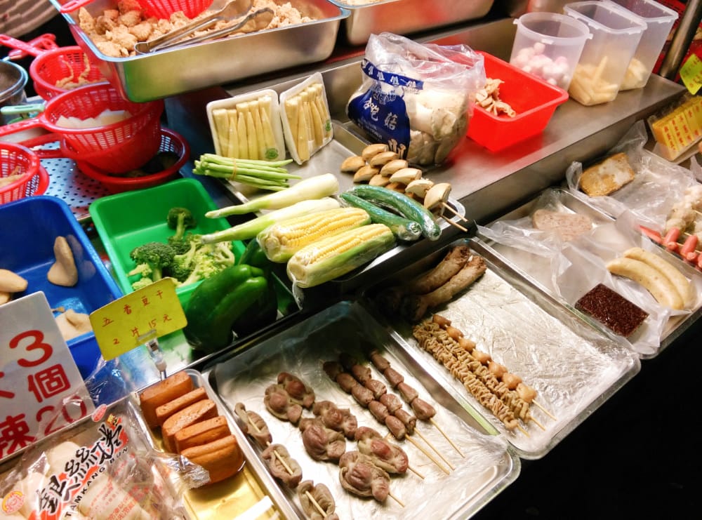 中原街7-11對面台灣鹹酥雞大王宵夜鹽酥雞炸魷魚夭壽好吃